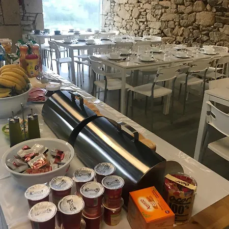 Hostal The Camp Doninos